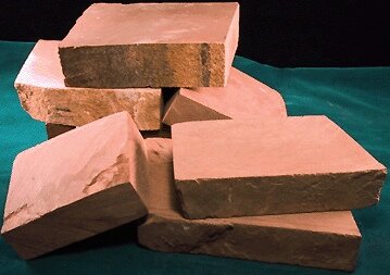 Piccoli blocchi di catlinite